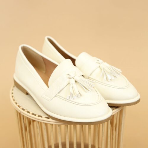 Riley Tassel Loafers - Beige